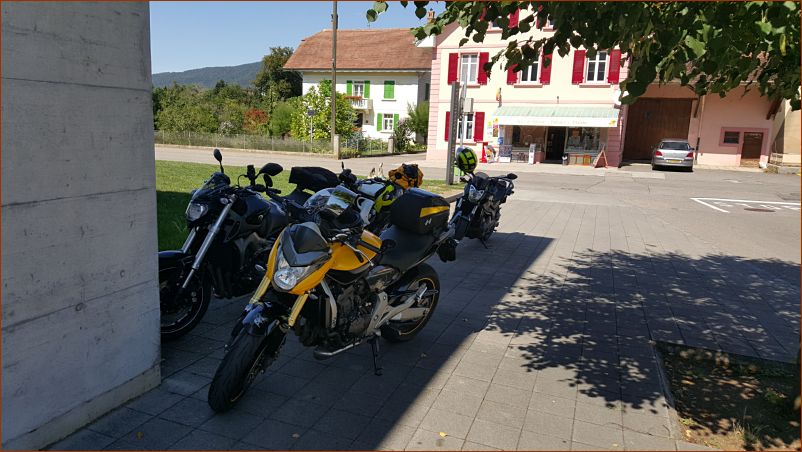 1. Tag Jura (15)